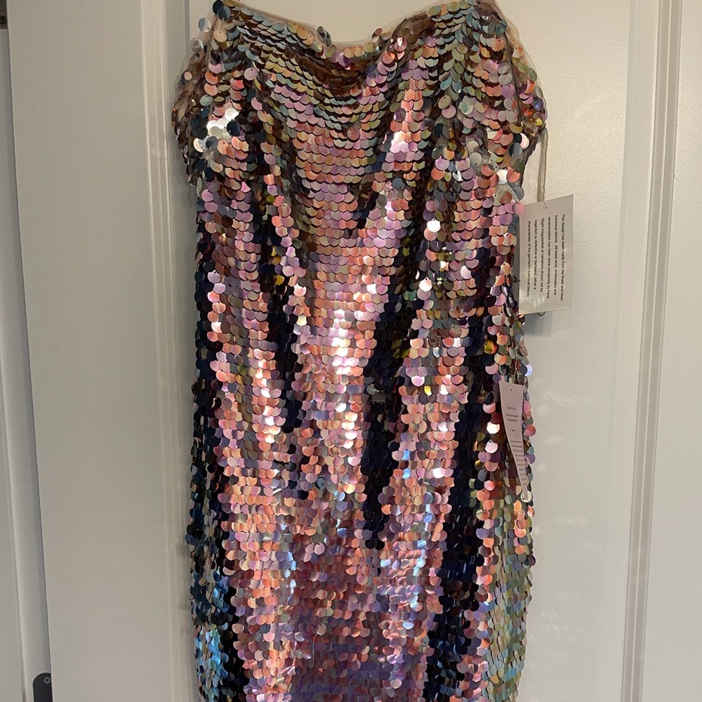 BHLDN Aidan Mattox sequin mini dress gold strap👗